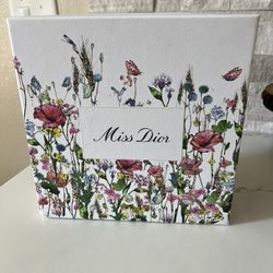 New Miss Dior Women Perfume 