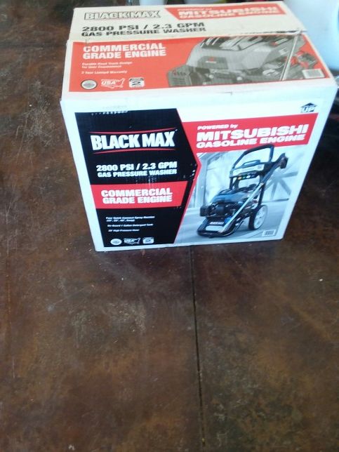 Black Max 2800 PSI / 2.3 GPM Gas Pressure Washer (Powered by Mitsubishi 173cc) BM802823