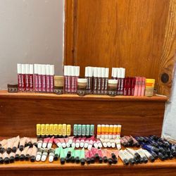 Bath And Body Works Lip Gloss Bundle 