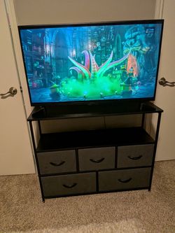 40’ Insignia smart TV