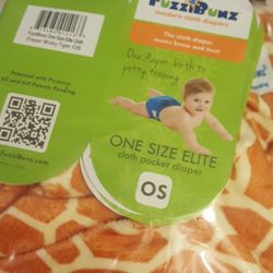 2 new Fuzzibunz one size cloth diapers