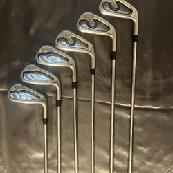 Titleist T300 5-P Iron Set 