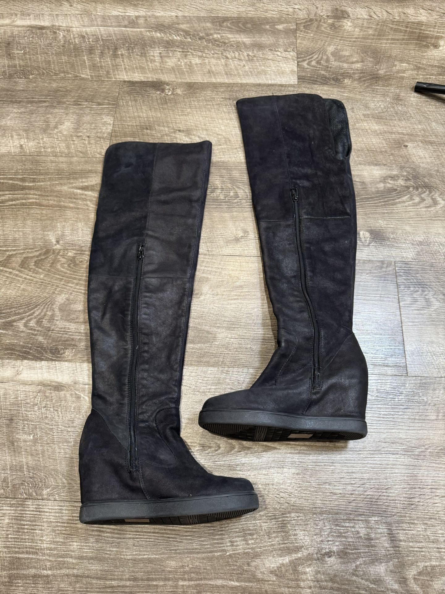 Aldo knee high black suede women’s wedge boots size 6.5