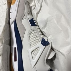 Jordan 4 Retro SB Navy Blue