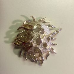 Vintage Sarah Coventry Gold-Tone Brooch