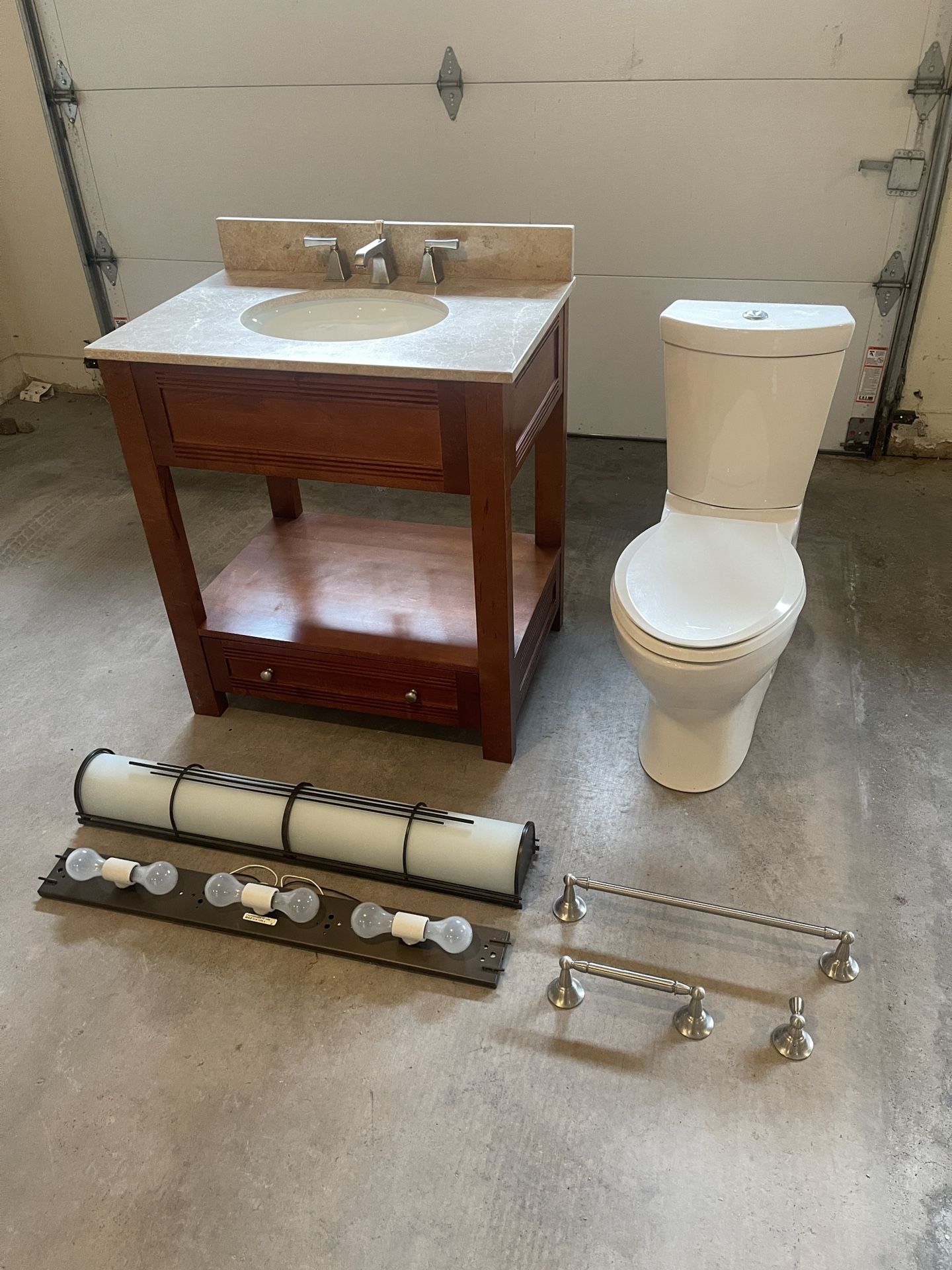 Arts and crafts bathroom