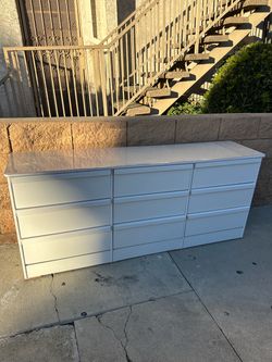 Free Dressers