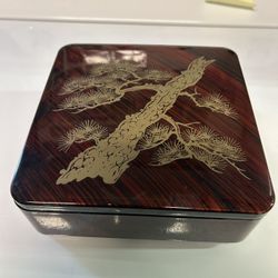 Vintage 70s Japanese Lacquer Ware Bento Box $35