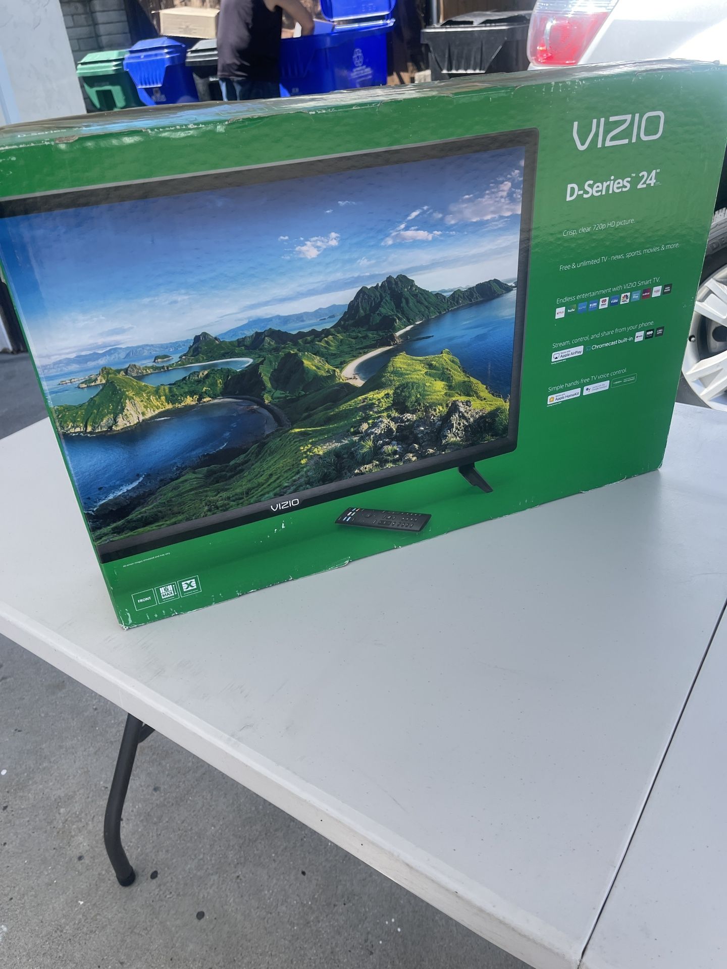 VIZIO 24’ TV 