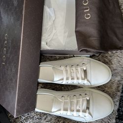 Gucci sneakers 