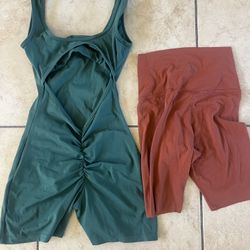 workout clothes / activewear bundle 