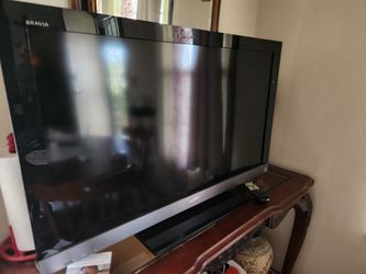 Sony Bravia Flat Screen TV