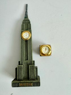 Vintage NYC Empire State Building Desk Statue Clock Thermometer