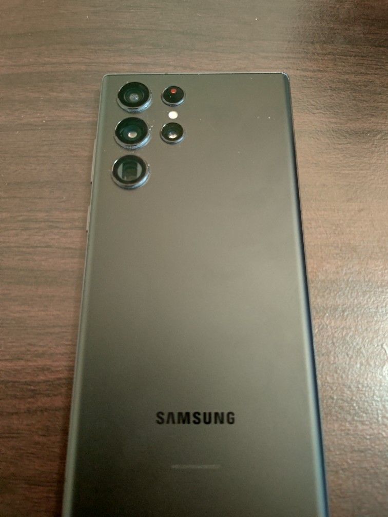 Samsung Galaxy S22 Ultra Phantom Black 128GB Unlocked for Sale in