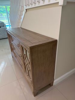 Buffet / Sideboard Cabinet