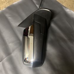 2018 Chevy Silverado Mirror  