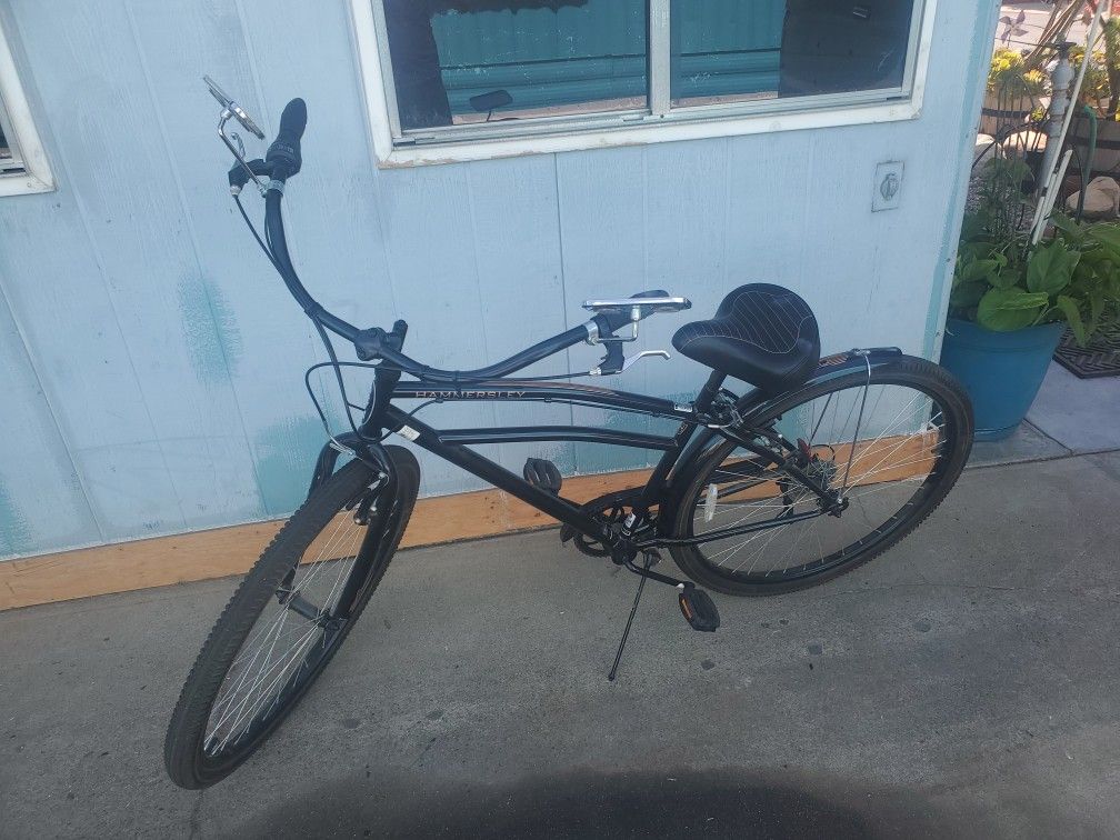 Schwinn Hammersley beach cruiser 29 inch tires