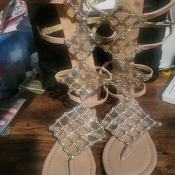 Womans Sandels Size 6 Used 