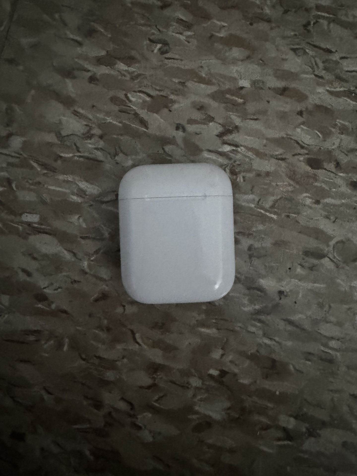 AirPods 2nd Gen (TRADING FOR YOUR OLD PHONE)