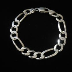 8" x 11.5mm Heavy Solid Sterling Silver Figaro Chain Bracelet, Made in Italy. Mint!