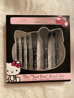 Impressions Vanity x Hello Kitty Make-Up Brushes