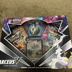 Pokémon TCG Arceus V Figurine Collection Box