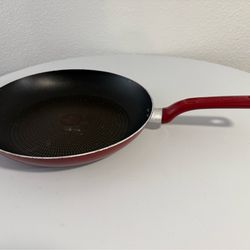 T-fal Nonstick Frying Pan – Red (Used, Good Condition)