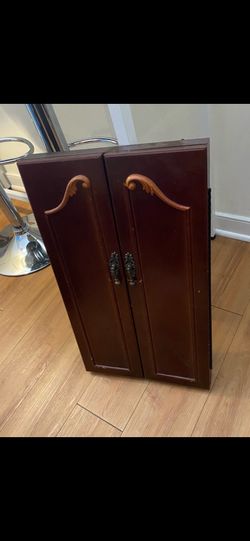 Jewelry cabinet/ display project