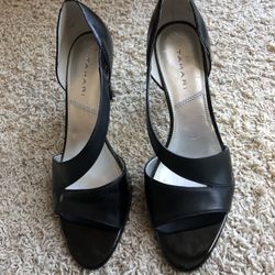 Tahari Heels, size 9, color black 