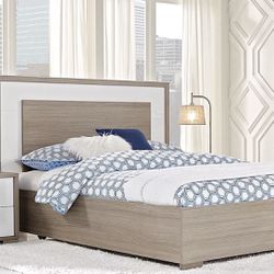 Queen white Bedroom set white and grey wood 