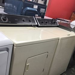 Whirlpool Washer And Dryer Set. 1 year Warranty 