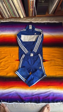 Adidas kids tracksuit size 6