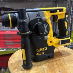 DEWALT 20V MAX XR Cordless Brushless 1 in. SDS Plus L-Shape Rotary Hammer (Tool Only)