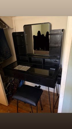 Black Makeup Vanity