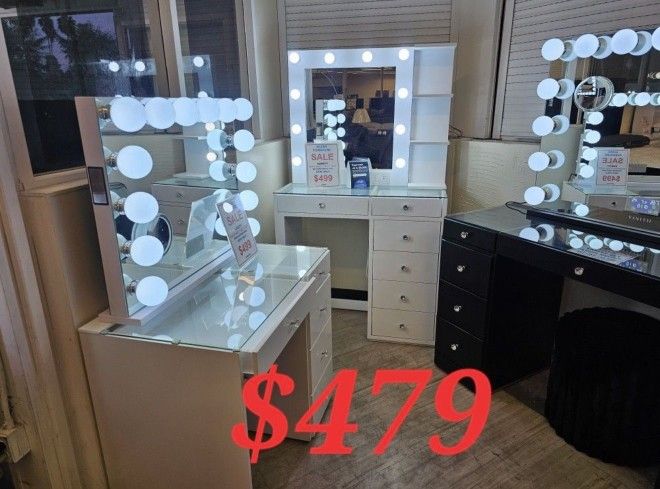 VANITY AND MIRROR SET SPECIAL FINANCING NOW AVAILABLE IS VERY EASY TO QUALIFY NO CREDIT CHECK