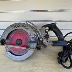 SKILSAW Professional 8-1/4" WORM DRIVE SAW HD 5860
