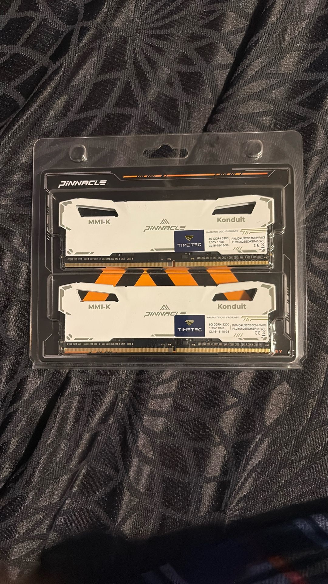 16GB (2x8GB) DDR4 3200MHz RAM - Brand New