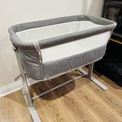 Bedside Bassinet - Cosleep - Baby Crib - Bedside Sleeper - Adjustable - Baby