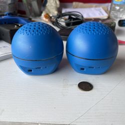 Pair Of Wireless Bluetooth Speakers With Lights