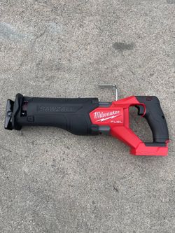 Milwaukee M18 FUEL GEN-2 18V Lithium-Ion Brushless Cordless SAWZALL Saw Reciprocating Saw (Tool-Only)  $135 New