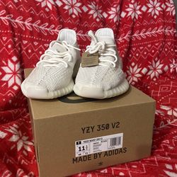 Yeezy 350 V2