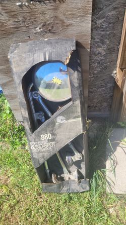 Front fender blind-spot mirror