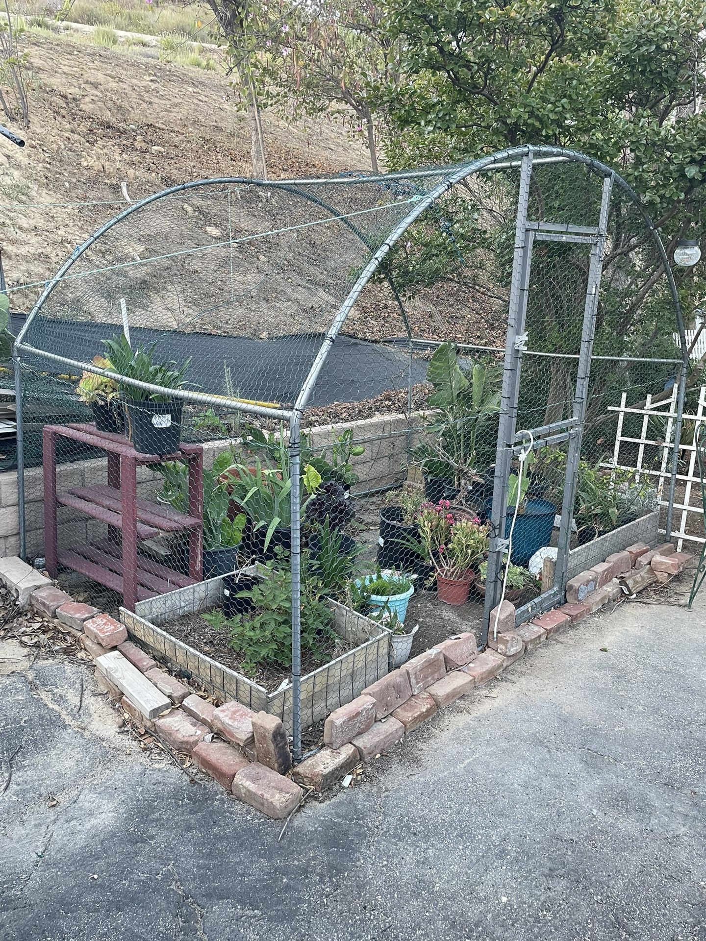 Metal Chicken Coop/ Dog Run/ Vegetable Garden 7 Feet 9 Inches Wide X 6 Feet 6 Inches Tall