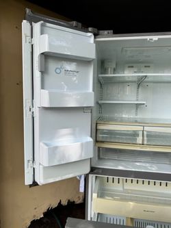 This is for the gray fridge