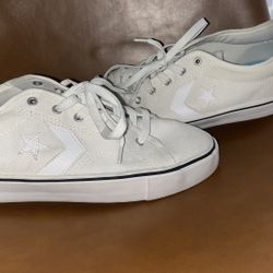 converse basically new.