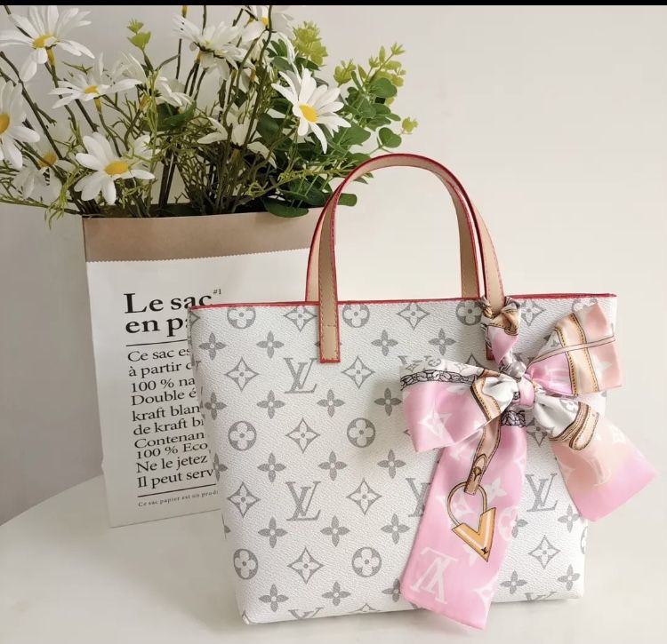 Lady’s Bags
