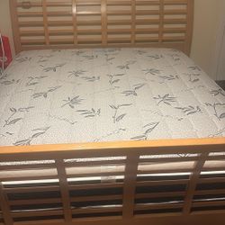 Cal king matress New 