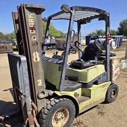 🔥 Clark CGP25 5000 lb Propane pneumatic tire Forklift 🔥