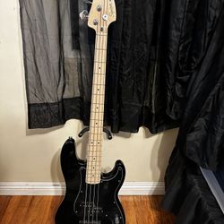 Squier Affinity Series Precision PJ Bass (Maple Neck) - Excellent Condition