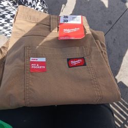 Milwaukee Straight Fit 